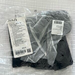 NWT LULULEMON HOTTY HOT SHORT 2.5” *Lined